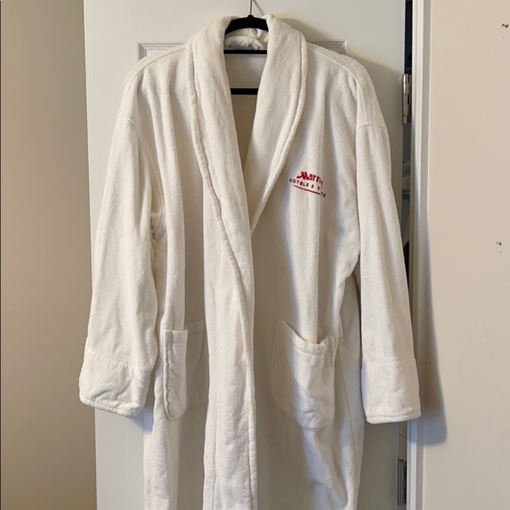 VINTAGE Marriott Hotels and Resort Bath Robe